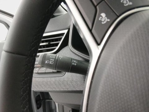 Voitures D'occasion À Villeneuve D'ascq | Renault Clio 1.6 E-Tech 145Ch Full Hybrid Techno - 25
