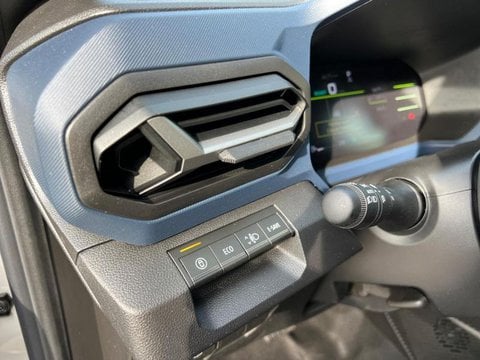 Voitures D'occasion À Avignon | Dacia Duster 1.6 Hybrid 140Ch Journey