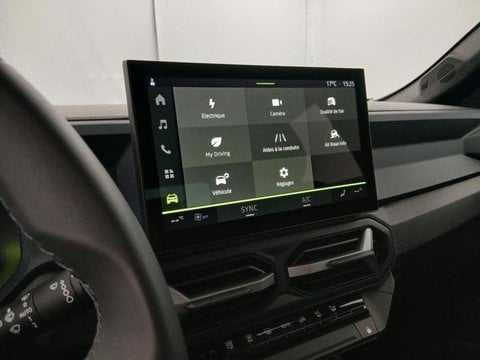 Voitures D'occasion À Faches Thumesnil | Dacia Bigster Hybride Hybrid 155 Expression