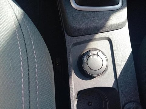 Voitures D'occasion À Nîmes | Dacia Duster 1.5 Blue Dci 115Ch Journey 4X4