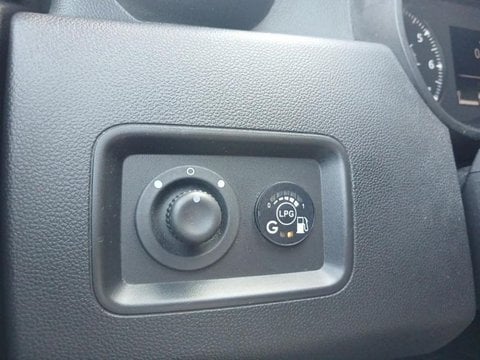 Voitures D'occasion À Nîmes | Dacia Duster 1.0 Eco-G 100Ch Confort 4X2 - E6U