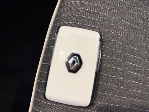Voitures D'occasion À Cambrai | Renault Clio 1.6 E-Tech Hybride 145Ch Techno