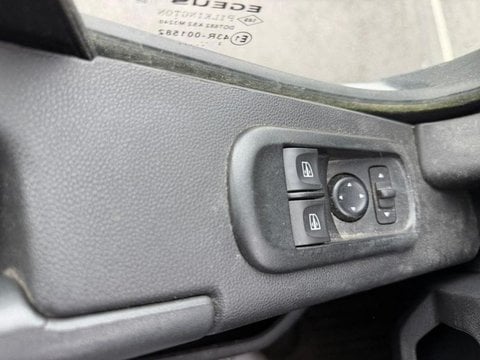 Voitures D'occasion À Cambrai | Renault Master Benne Rj3500 L3 Coffre 2.3 Blue Dci 130Ch Eurovi