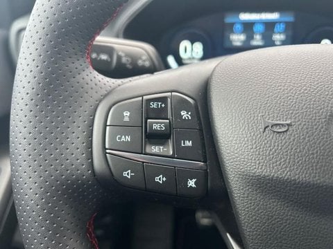 Voitures D'neuves Stock À Villeneuve D'ascq | Ford Focus 1.0 Ecoboost Hybrid 125 Ch S&S (Mhev) E...