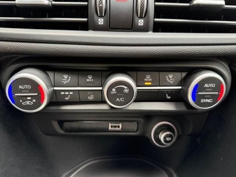 Voitures D'occasion À Faches Thumesnil | Alfa Romeo Giulia 2.0 Tb 200Ch At8 My20