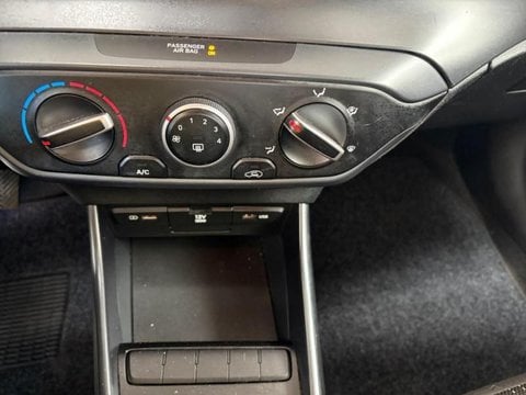 Voitures D'occasion À Faches Thumesnil | Hyundai I20 1.2 84Ch Initia