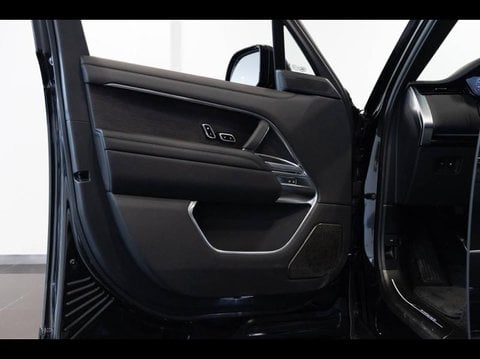 Voitures D'neuves Stock À Villeneuve D'ascq | Land Rover Range Rover P550E Swb Autobiography.