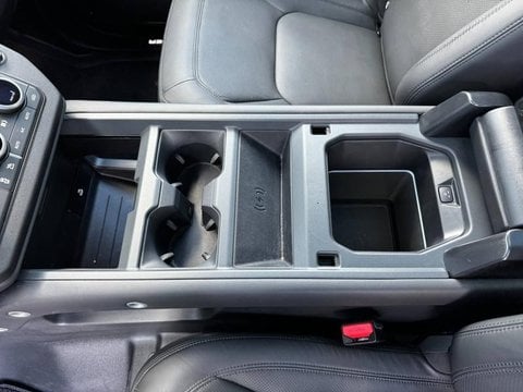 Voitures D'neuves Stock À Villeneuve D'ascq | Land Rover Defender 110 P300E Phev X-Dynamic Hse