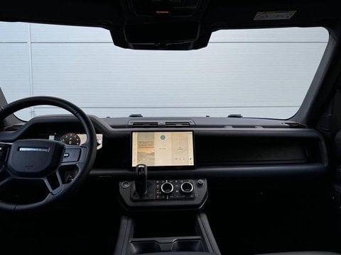 Voitures D'neuves Stock À Villeneuve D'ascq | Land Rover Defender 110 P300E Phev X-Dynamic Hse