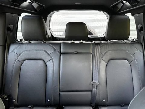 Voitures D'neuves Stock À Villeneuve D'ascq | Land Rover Defender 110 P300E Phev X-Dynamic Hse