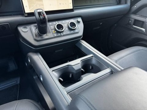 Voitures D'neuves Stock À Villeneuve D'ascq | Land Rover Defender 110 P300E Phev X-Dynamic Hse