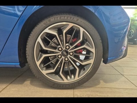 Voitures D'neuves Stock À Calais | Ford Focus 1.0 Ecoboost Hybrid 125 Ch S&S (Mhev) Essence Bvm6...