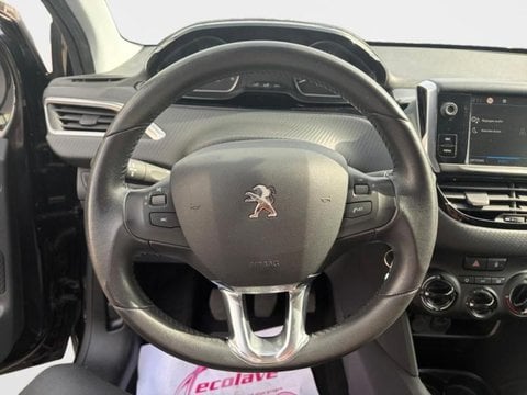 Voitures D'occasion À St Omer | Peugeot 208 1.6 Bluehdi 100Ch Style 5P
