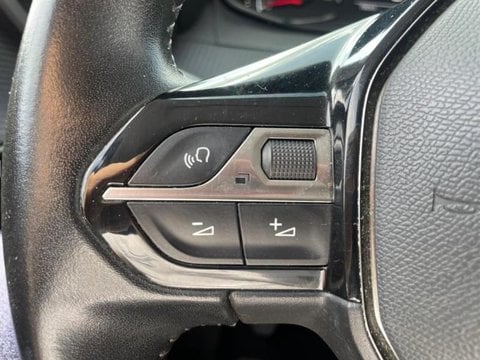 Voitures D'occasion À Villeneuve D'ascq | Peugeot 208 1.2 Puretech 100Ch S&S Active