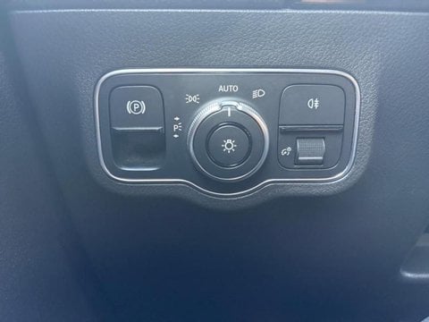 Voitures D'occasion À Armentières | Mercedes-Benz Classe B 200D 150Ch Business Line Edition 8G-...