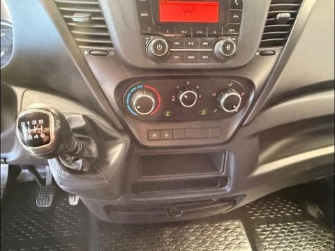 Voitures D'occasion À Seclin | Iveco Daily Ccb 35C14 2.3 Hpi 136 Double Cabine Coffre (22832€Ht)