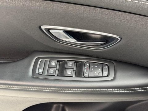 Voitures D'occasion À Seclin | Renault Scénic Scenic 1.6 Dci 160Ch Energy Initiale Paris Edc
