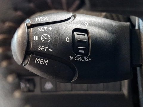 Voitures D'occasion À Seclin | Peugeot 208 1.5 Bluehdi 100Ch S&S Active Pack