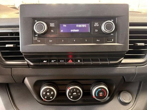 Voitures D'occasion À Seclin | Renault Trafic Fg L1H1 2T8 2.0 Blue Dci 110Ch Confort (14600€Ht)
