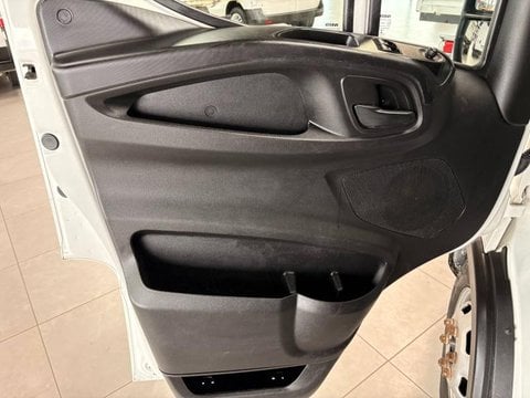 Voitures D'occasion À Seclin | Iveco Daily Ccb Iveco Benne 6 Places Coffre 35C14 (24915€Ht)