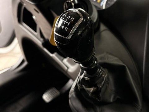 Voitures D'occasion À Seclin | Iveco Daily Ccb Iveco Benne 6 Places Coffre 35C14 (22415€Ht)
