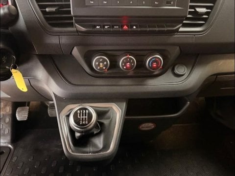 Voitures D'occasion À Seclin | Renault Trafic Fg L1H1 3T 2.0 Blue Dci 130Ch Confort (17915€Ht)