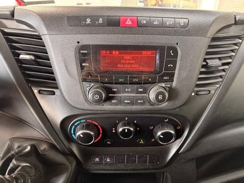 Voitures D'occasion À Seclin | Iveco Daily Ccb Iveco Benne 6 Places Coffre 35C14