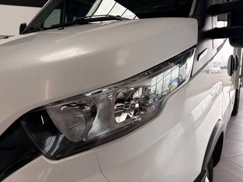 Voitures D'occasion À Seclin | Iveco Daily Ccb Iveco Benne 6 Places Coffre 35C14 (22415€Ht)