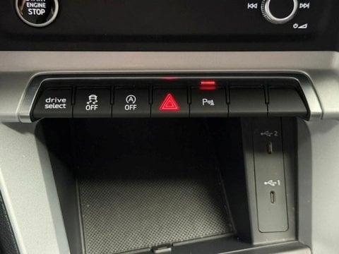 Voitures D'occasion À Seclin | Audi Q3 35 Tdi 150Ch Design Luxe S Tronic 7