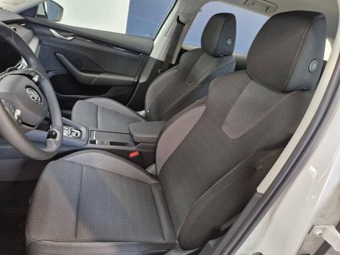 Voitures D'occasion À Seclin | Škoda Octavia Combi 2.0 Tdi Scr 150Ch Selection Dsg7