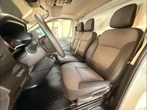Voitures D'occasion À Seclin | Renault Trafic Fg L2H1 3T 2.0 Blue Dci 130Ch Confort (19999€Ht)