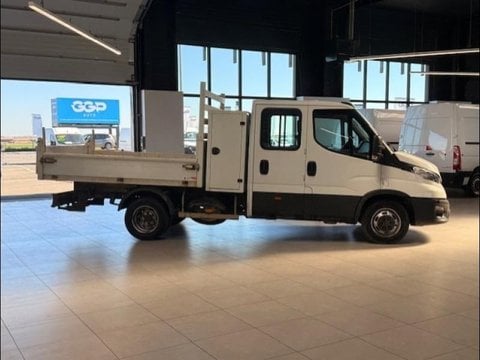 Voitures D'occasion À Seclin | Iveco Daily Ccb 35C14 2.3 Hpi 136 Double Cabine Coffre (22832€Ht)
