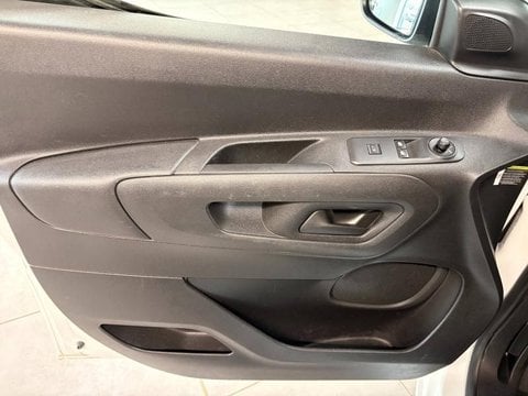 Voitures D'occasion À Seclin | Peugeot Partner Standard 650Kg Bluehdi 100Ch S&S Premium (9999€Ht)