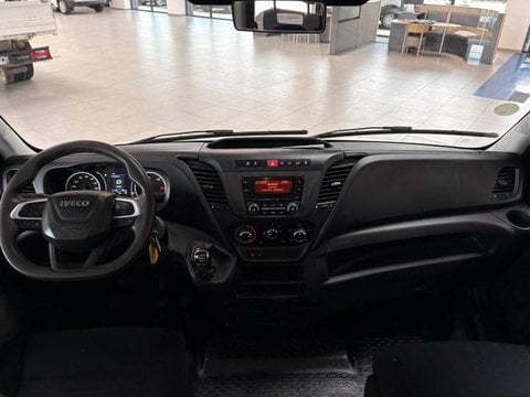 Voitures D'occasion À Seclin | Iveco Daily Ccb Iveco Benne 6 Places Coffre 35C14 (22415€Ht)