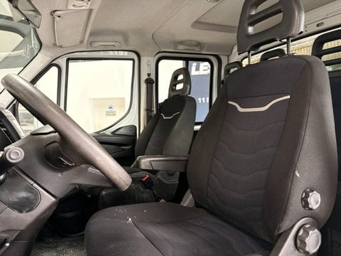 Voitures D'occasion À Seclin | Iveco Daily Ccb Iveco Benne 6 Places Coffre 35C14 (22415€Ht)