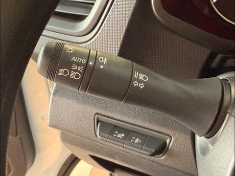 Voitures D'occasion À Seclin | Renault Trafic Fg L2H1 3T 2.0 Blue Dci 130Ch Confort (19999€Ht)