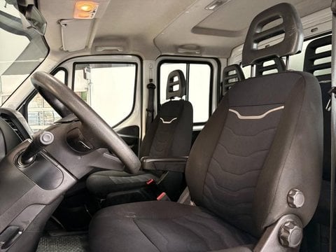 Voitures D'occasion À Seclin | Iveco Daily Ccb Iveco Benne 6 Places Coffre 35C14 (24915€Ht)