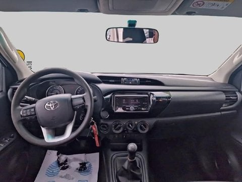 Voitures D'occasion À Matoury | Toyota Hilux 2.4 D-4D 150Ch X-Tra Cabine Lecap 4Wd My20