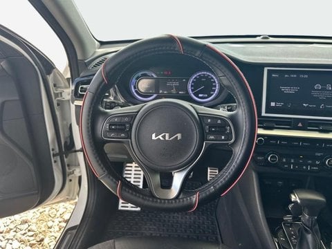 Voitures D'occasion À Matoury | Kia Niro My22 Evasion 1 6L Gdi 141Ch Dct6