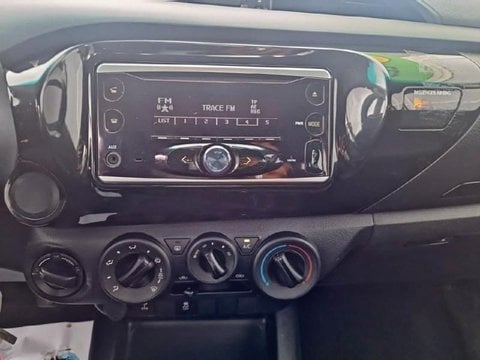 Voitures D'occasion À Matoury | Toyota Hilux 2.4 D-4D 150Ch X-Tra Cabine Lecap 4Wd My20