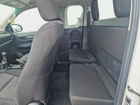 Voitures D'occasion À Matoury | Toyota Hilux 2.4 D-4D 150Ch X-Tra Cabine Lecap 4Wd My20