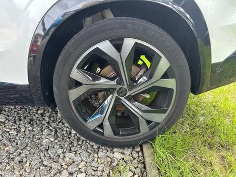 Voitures D'occasion À Matoury | Renault Austral 1.2 E-Tech Full Hybrid 200Ch Techno Esprit Alpine