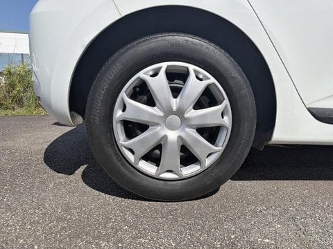 Voitures D'occasion À Matoury | Renault Clio Réversible 1.5 Blue Dci 100Ch Business 21N