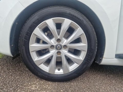 Voitures D'occasion À Matoury | Renault Clio 1.6 E-Tech Hybride 140Ch Expression -21N