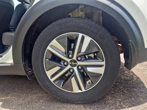 Voitures D'occasion À Matoury | Kia Niro 1.6 Gdi 141Ch Hev Motion Dct6