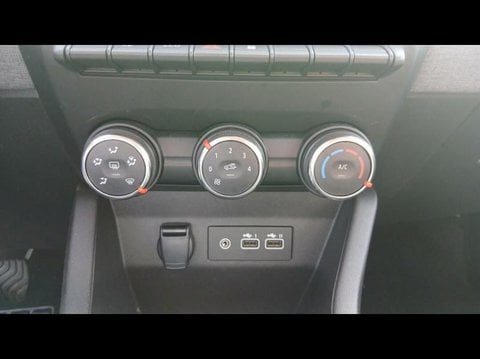 Voitures D'occasion À Valenciennes | Renault Clio 1.0 Tce 90Ch Evolution - 24