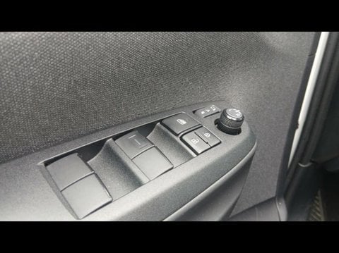 Voitures D'occasion À Valenciennes | Toyota Yaris Cross 116H Trail My21