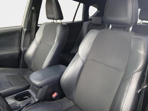 Voitures D'occasion À Valenciennes | Toyota Rav4 Hybride 218Ch Active 2Wd