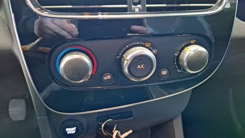 Voitures D'occasion À Trélissac | Renault Clio Dci 75 Energy Zen