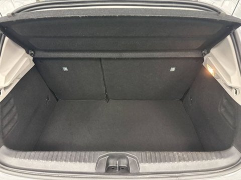 Voitures D'occasion À Gond Pontouvre | Renault Clio V E-Tech 140 Business
